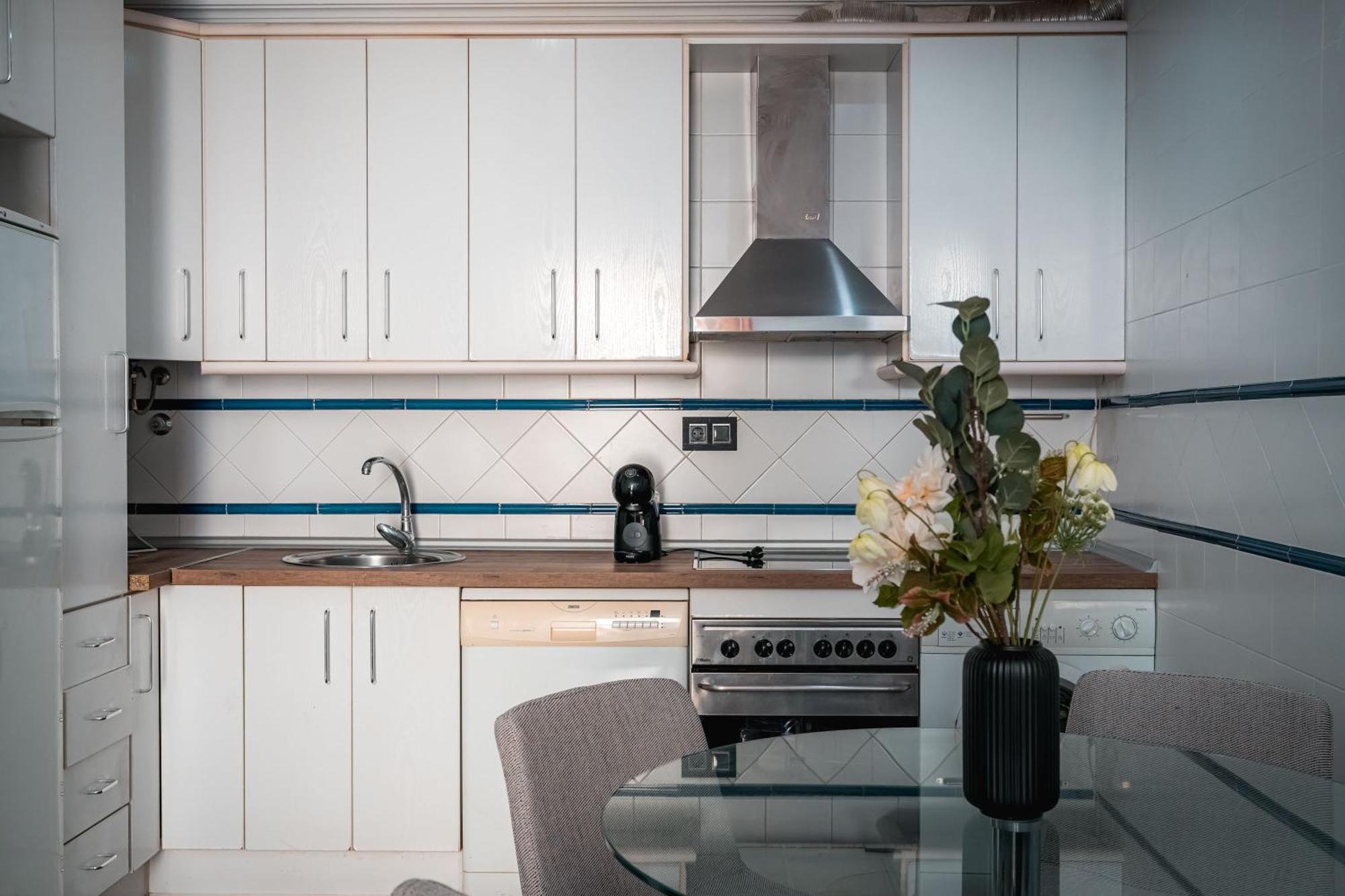 Qh Ayuntamiento Apartment Granada Ngoại thất bức ảnh