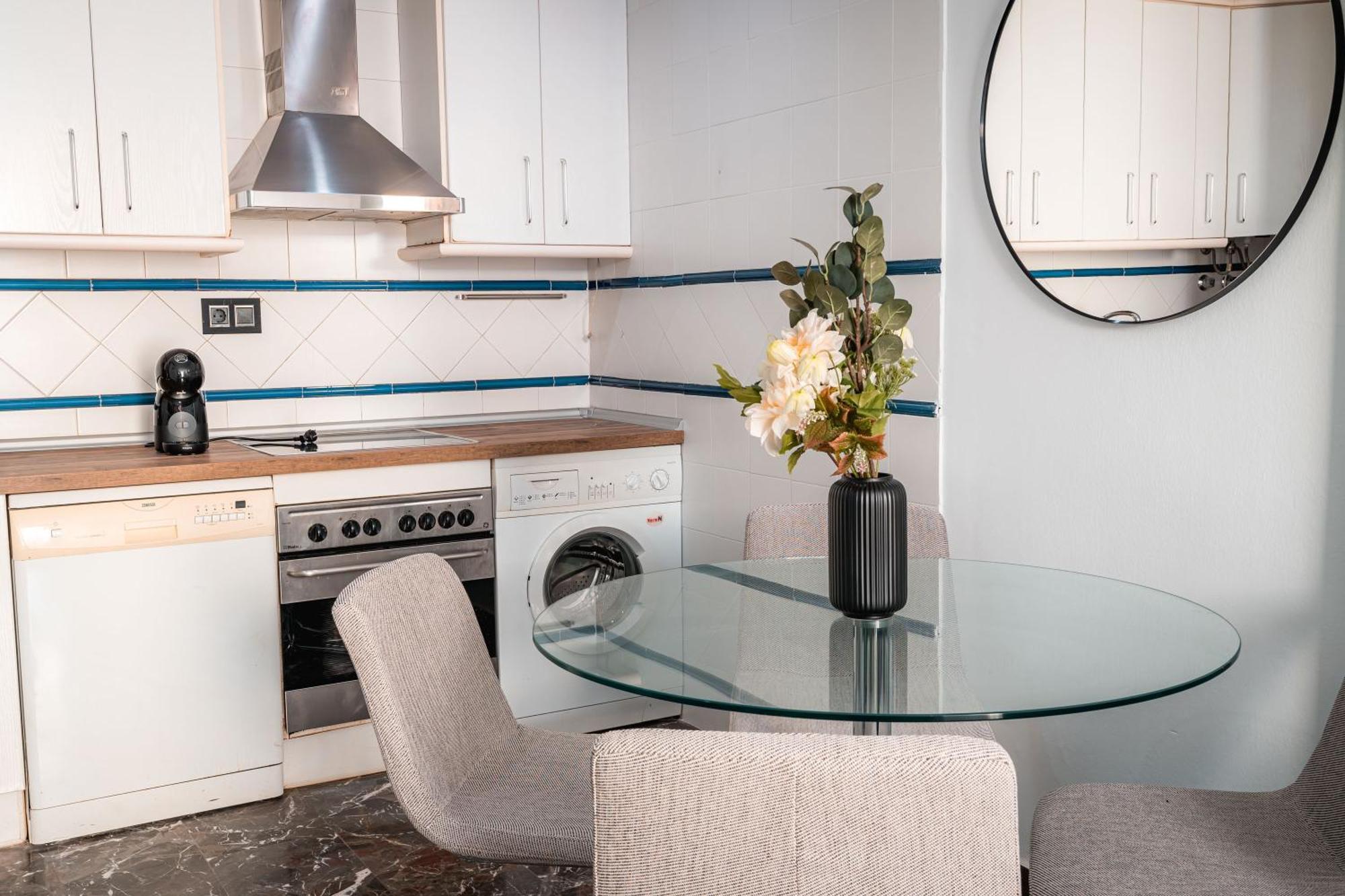 Qh Ayuntamiento Apartment Granada Ngoại thất bức ảnh